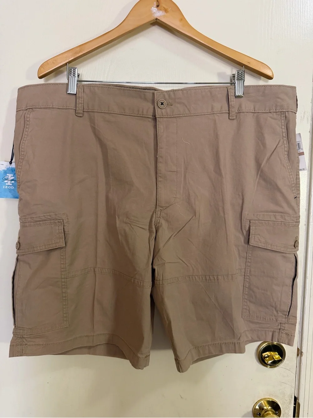 Izod Men's Khaki Cargo Shorts - Light Brown (182)
